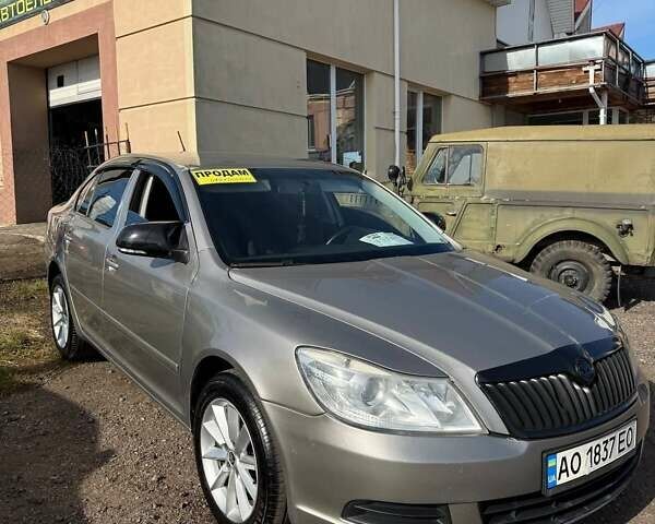 Серый Шкода Октавия, объемом двигателя 1.6 л и пробегом 201 тыс. км за 7800 $, фото 26 на Automoto.ua