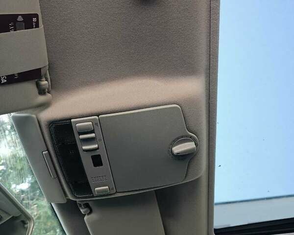 Серый Шкода Октавия, объемом двигателя 1.6 л и пробегом 275 тыс. км за 5500 $, фото 1 на Automoto.ua