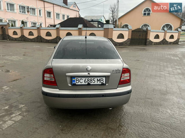 Сірий Шкода Октавія, об'ємом двигуна 1.6 л та пробігом 256 тис. км за 5899 $, фото 10 на Automoto.ua
