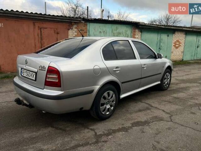 Сірий Шкода Октавія, об'ємом двигуна 1.6 л та пробігом 252 тис. км за 4999 $, фото 4 на Automoto.ua