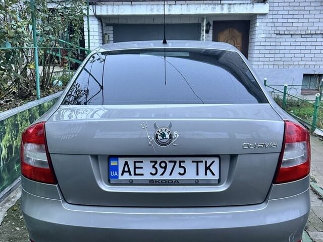 Сірий Шкода Октавія, об'ємом двигуна 1.6 л та пробігом 162 тис. км за 7000 $, фото 2 на Automoto.ua