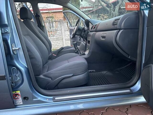 Серый Шкода Октавия, объемом двигателя 1.6 л и пробегом 213 тыс. км за 5600 $, фото 25 на Automoto.ua