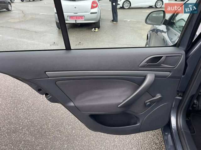 Серый Шкода Октавия, объемом двигателя 1.4 л и пробегом 242 тыс. км за 8350 $, фото 9 на Automoto.ua