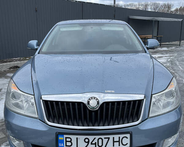 Серый Шкода Октавия, объемом двигателя 1.8 л и пробегом 237 тыс. км за 7250 $, фото 1 на Automoto.ua