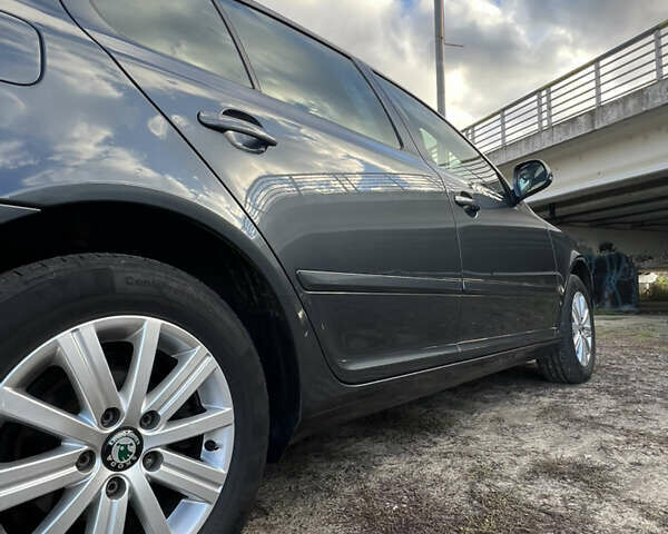 Серый Шкода Октавия, объемом двигателя 1.6 л и пробегом 227 тыс. км за 7950 $, фото 9 на Automoto.ua