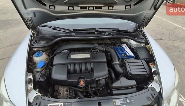 Сірий Шкода Октавія, об'ємом двигуна 1.6 л та пробігом 230 тис. км за 7783 $, фото 16 на Automoto.ua