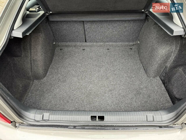 Сірий Шкода Октавія, об'ємом двигуна 1.6 л та пробігом 191 тис. км за 5950 $, фото 14 на Automoto.ua