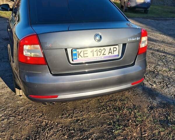 Серый Шкода Октавия, объемом двигателя 1.8 л и пробегом 162 тыс. км за 10800 $, фото 4 на Automoto.ua