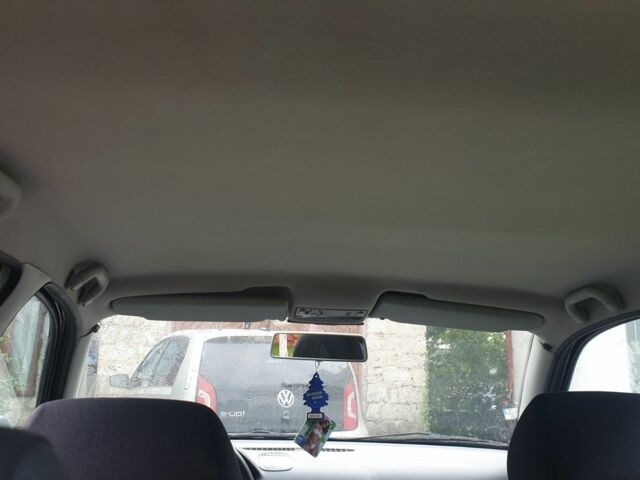 Серый Шкода Октавия, объемом двигателя 1.6 л и пробегом 250 тыс. км за 5552 $, фото 8 на Automoto.ua