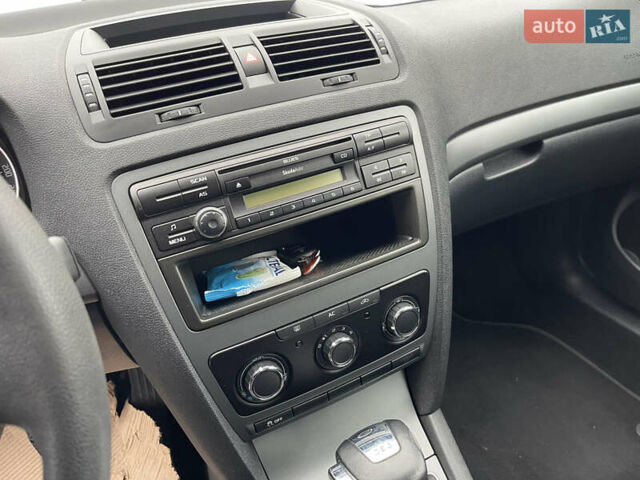 Серый Шкода Октавия, объемом двигателя 1.4 л и пробегом 242 тыс. км за 8350 $, фото 16 на Automoto.ua