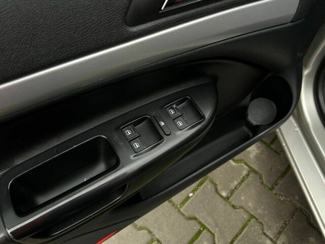 Шкода Октавия 2009 в Кривом Роге на Automoto.ua Серый Шкода Октавия, объемом двигателя 2 л и пробегом 300 тыс. км за 8400 $, фото 8 на Automoto.ua