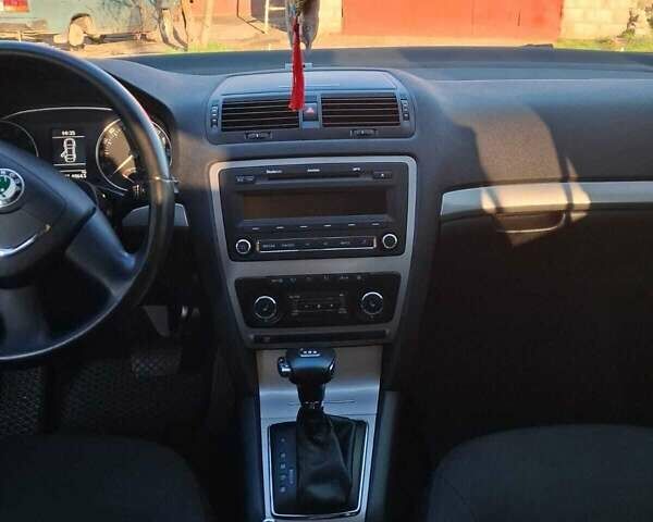 Сірий Шкода Октавія, об'ємом двигуна 1.8 л та пробігом 162 тис. км за 9300 $, фото 22 на Automoto.ua
