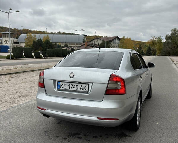 Шкода Октавия 2009 в Днепре (Днепропетровске) на Automoto.ua Серый Шкода Октавия, объемом двигателя 1.8 л и пробегом 245 тыс. км за 6399 $, фото 3 на Automoto.ua