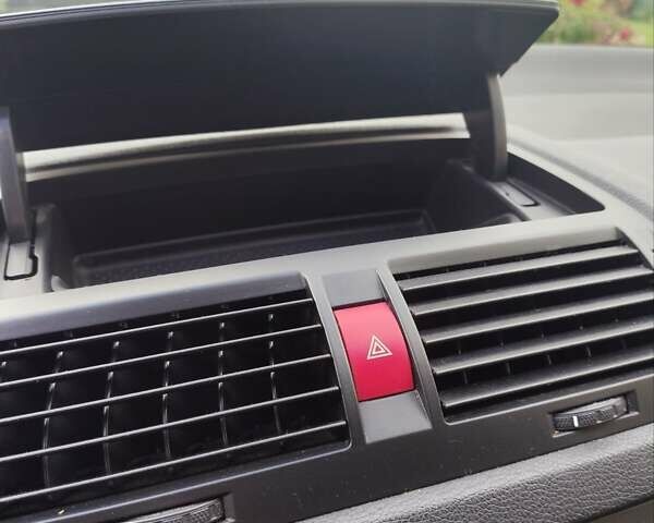 Серый Шкода Октавия, объемом двигателя 1.6 л и пробегом 237 тыс. км за 5500 $, фото 22 на Automoto.ua