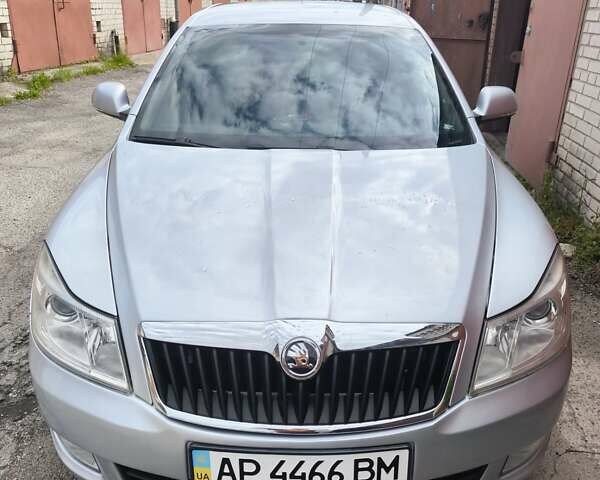 Сірий Шкода Октавія, об'ємом двигуна 1.6 л та пробігом 164 тис. км за 7500 $, фото 16 на Automoto.ua