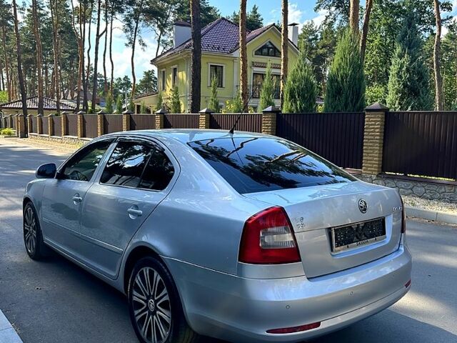 Серый Шкода Октавия, объемом двигателя 1.4 л и пробегом 205 тыс. км за 6900 $, фото 1 на Automoto.ua