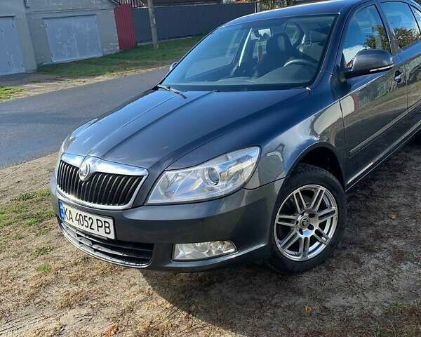 Серый Шкода Октавия, объемом двигателя 1.8 л и пробегом 203 тыс. км за 6700 $, фото 1 на Automoto.ua