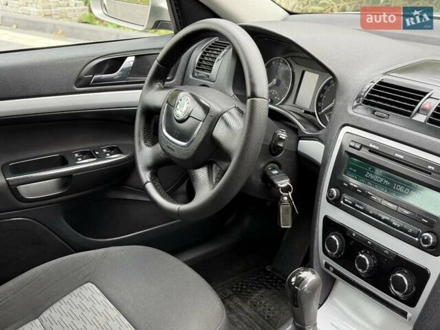 Шкода Октавия 2009 в Хусте на Automoto.ua Серый Шкода Октавия, объемом двигателя 1.4 л и пробегом 200 тыс. км за 6199 $, фото 53 на Automoto.ua