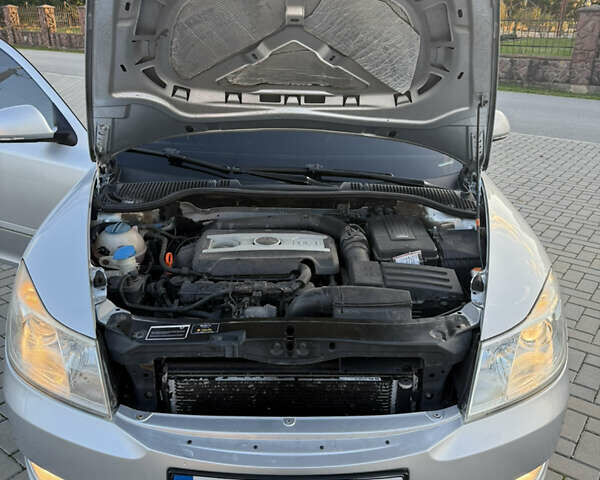 Серый Шкода Октавия, объемом двигателя 1.8 л и пробегом 260 тыс. км за 8999 $, фото 23 на Automoto.ua