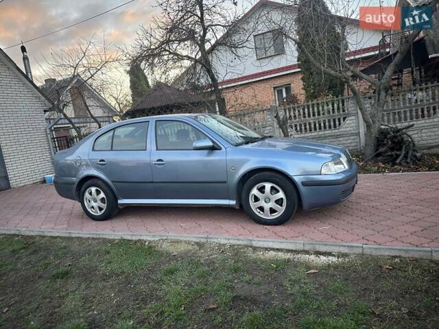 Серый Шкода Октавия, объемом двигателя 1.6 л и пробегом 213 тыс. км за 5600 $, фото 7 на Automoto.ua