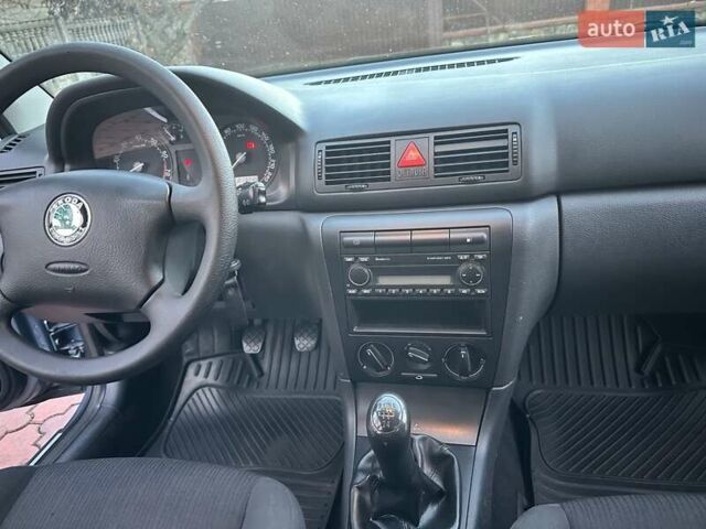 Серый Шкода Октавия, объемом двигателя 1.6 л и пробегом 213 тыс. км за 5600 $, фото 26 на Automoto.ua