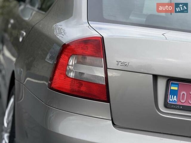 Шкода Октавия 2009 в Хусте на Automoto.ua Серый Шкода Октавия, объемом двигателя 1.4 л и пробегом 200 тыс. км за 6199 $, фото 17 на Automoto.ua