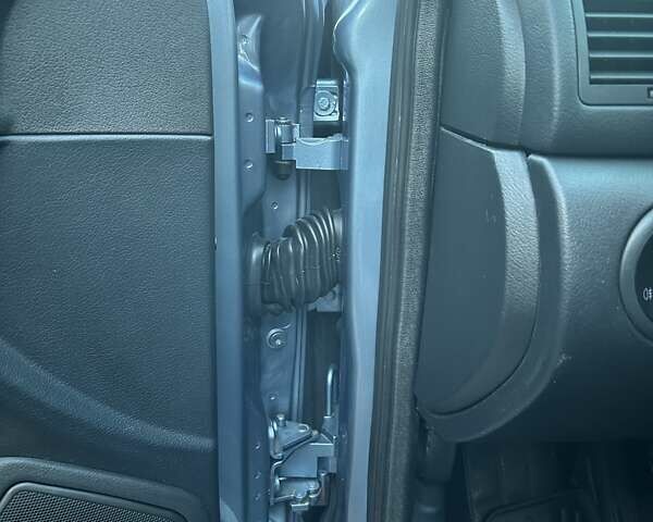 Серый Шкода Октавия, объемом двигателя 1.6 л и пробегом 213 тыс. км за 5600 $, фото 18 на Automoto.ua