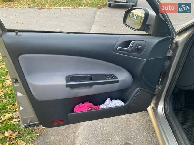 Шкода Октавія 2009 у Белой Церкве на Automoto.ua Сірий Шкода Октавія, об'ємом двигуна 1.9 л та пробігом 209 тис. км за 6800 $, фото 11 на Automoto.ua