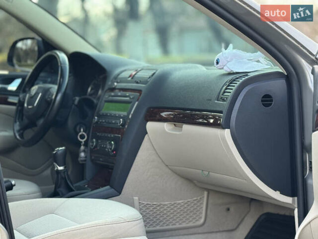 Сірий Шкода Октавія, об'ємом двигуна 1.39 л та пробігом 265 тис. км за 6900 $, фото 30 на Automoto.ua