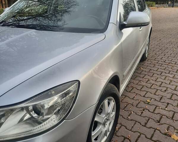 Серый Шкода Октавия, объемом двигателя 1.4 л и пробегом 257 тыс. км за 6500 $, фото 1 на Automoto.ua