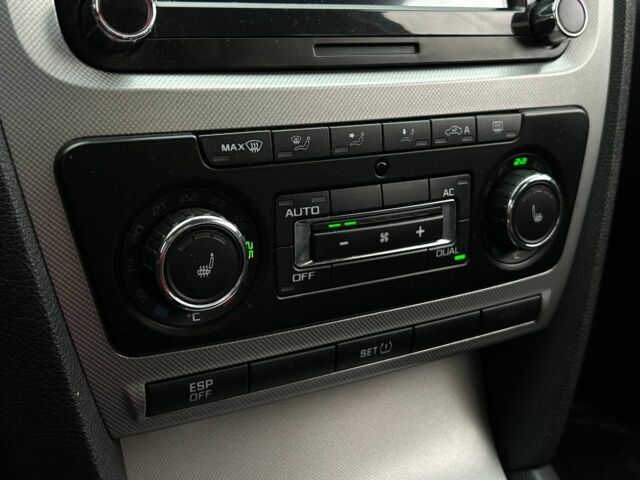 Шкода Октавия 2009 в Кривом Роге на Automoto.ua Серый Шкода Октавия, объемом двигателя 2 л и пробегом 300 тыс. км за 8400 $, фото 12 на Automoto.ua