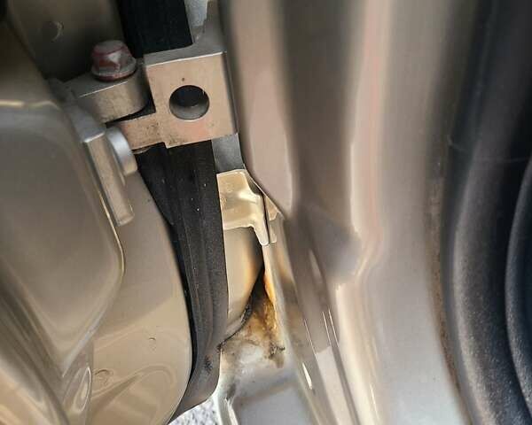 Сірий Шкода Октавія, об'ємом двигуна 1.6 л та пробігом 158 тис. км за 6500 $, фото 9 на Automoto.ua