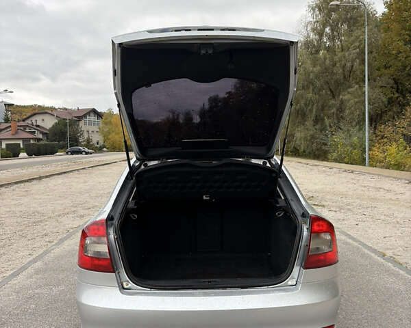 Шкода Октавия 2009 в Днепре (Днепропетровске) на Automoto.ua Серый Шкода Октавия, объемом двигателя 1.8 л и пробегом 245 тыс. км за 6399 $, фото 6 на Automoto.ua
