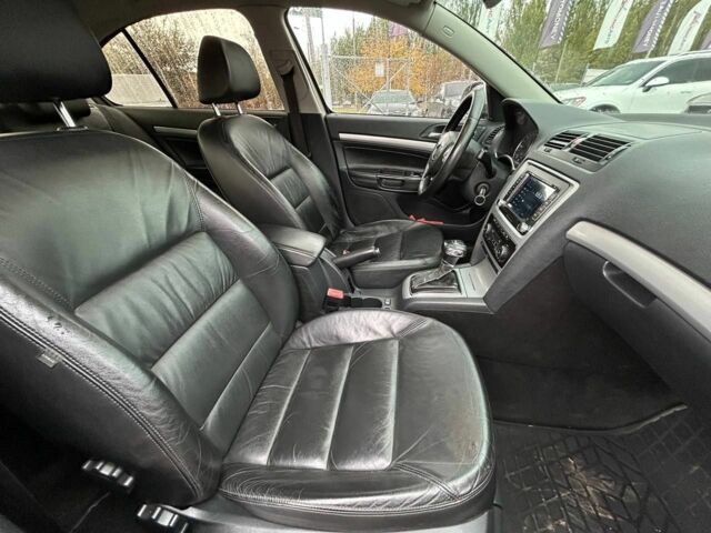 Шкода Октавия 2009 в Кривом Роге на Automoto.ua Серый Шкода Октавия, объемом двигателя 2 л и пробегом 300 тыс. км за 8400 $, фото 16 на Automoto.ua