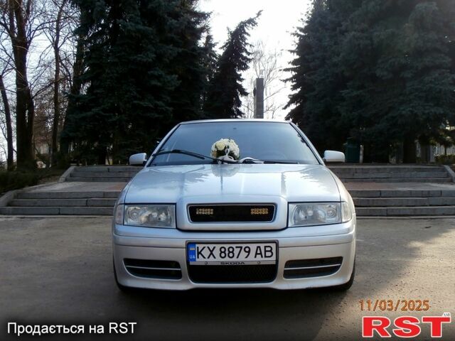 Серый Шкода Октавия, объемом двигателя 1.8 л и пробегом 290 тыс. км за 5600 $, фото 2 на Automoto.ua