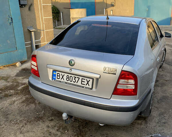 Сірий Шкода Октавія, об'ємом двигуна 1.6 л та пробігом 210 тис. км за 5600 $, фото 3 на Automoto.ua