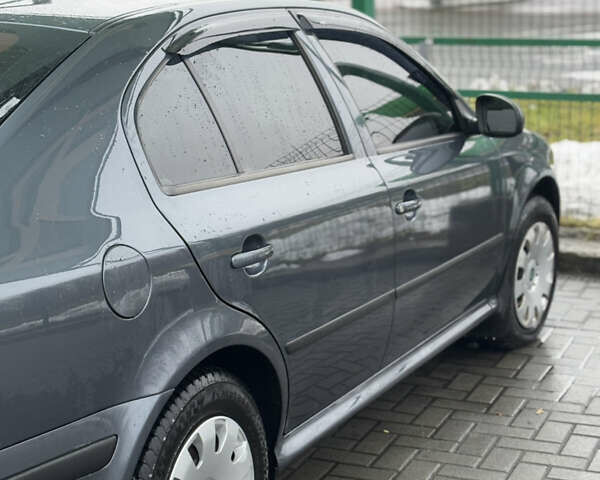 Серый Шкода Октавия, объемом двигателя 1.6 л и пробегом 170 тыс. км за 5850 $, фото 7 на Automoto.ua