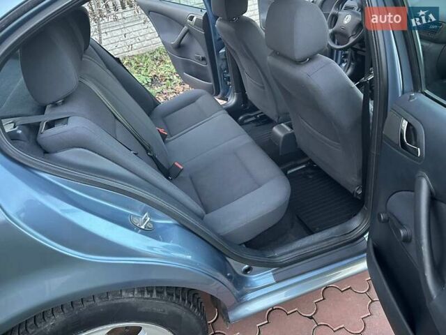 Серый Шкода Октавия, объемом двигателя 1.6 л и пробегом 213 тыс. км за 5600 $, фото 31 на Automoto.ua