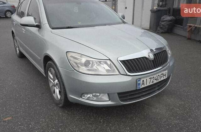 Серый Шкода Октавия, объемом двигателя 1.9 л и пробегом 224 тыс. км за 7200 $, фото 1 на Automoto.ua