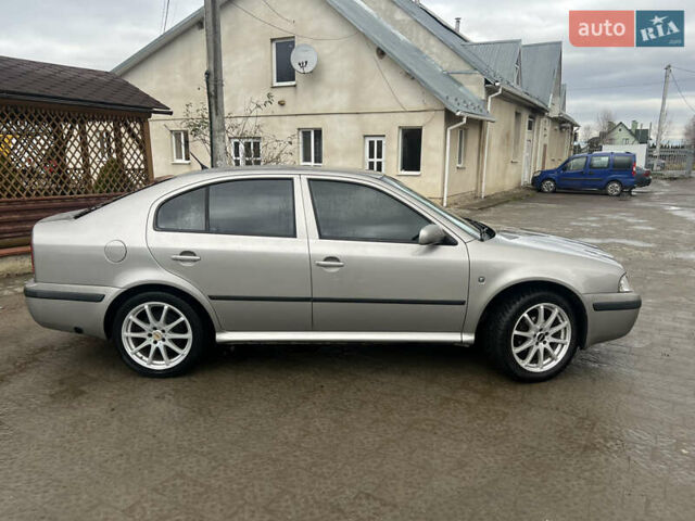 Сірий Шкода Октавія, об'ємом двигуна 1.6 л та пробігом 256 тис. км за 5899 $, фото 5 на Automoto.ua