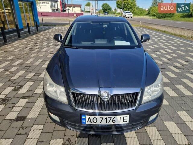 Серый Шкода Октавия, объемом двигателя 1.6 л и пробегом 290 тыс. км за 7200 $, фото 7 на Automoto.ua