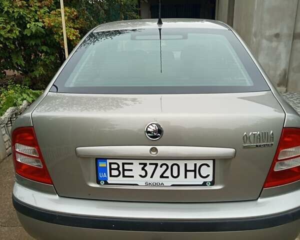 Серый Шкода Октавия, объемом двигателя 1.6 л и пробегом 209 тыс. км за 6000 $, фото 26 на Automoto.ua