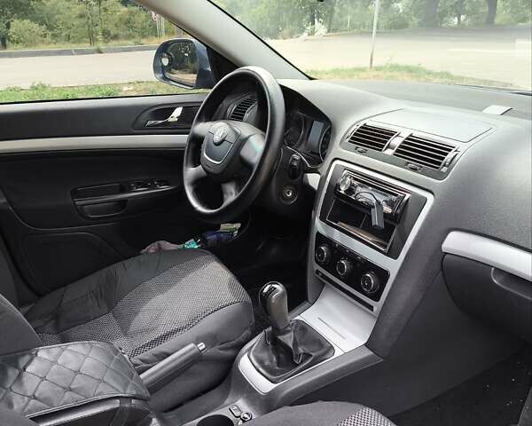 Шкода Октавия 2009 в Кропивницком (Кировограде) на Automoto.ua Серый Шкода Октавия, объемом двигателя 1.4 л и пробегом 219 тыс. км за 6400 $, фото 9 на Automoto.ua