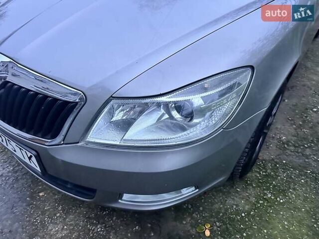 Сірий Шкода Октавія, об'ємом двигуна 1.6 л та пробігом 162 тис. км за 7000 $, фото 9 на Automoto.ua