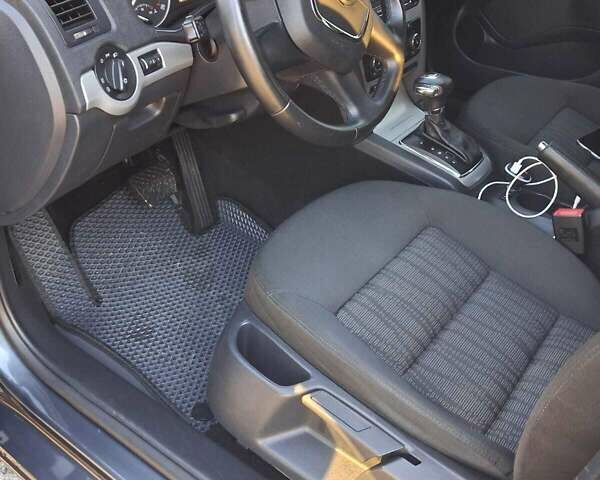 Сірий Шкода Октавія, об'ємом двигуна 1.8 л та пробігом 162 тис. км за 9300 $, фото 5 на Automoto.ua