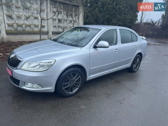Серый Шкода Октавия, объемом двигателя 1.4 л и пробегом 217 тыс. км за 6999 $, фото 1 на Automoto.ua