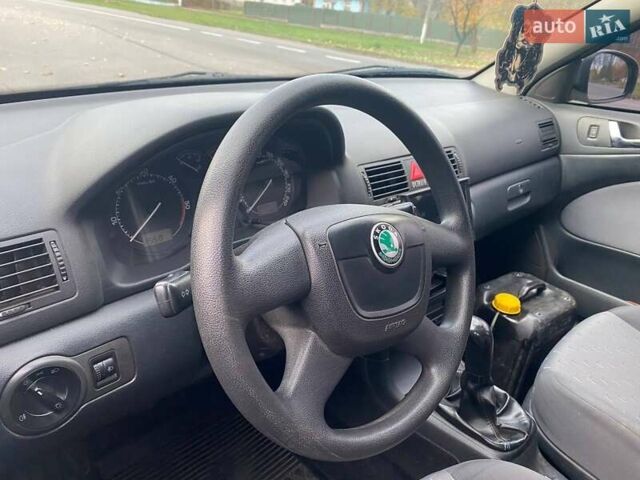 Шкода Октавія 2009 у Белой Церкве на Automoto.ua Сірий Шкода Октавія, об'ємом двигуна 1.9 л та пробігом 209 тис. км за 6800 $, фото 2 на Automoto.ua