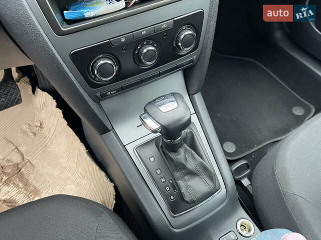 Серый Шкода Октавия, объемом двигателя 1.4 л и пробегом 242 тыс. км за 8350 $, фото 15 на Automoto.ua