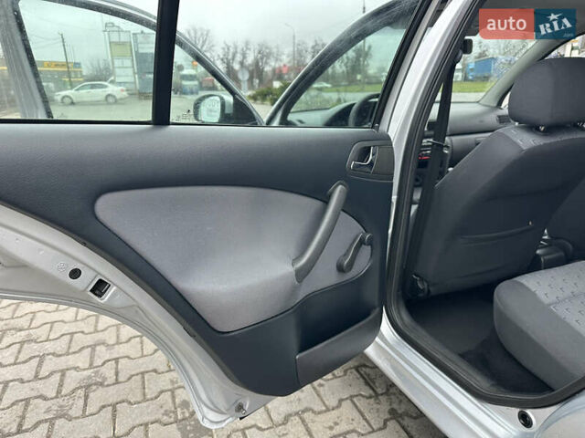 Серый Шкода Октавия, объемом двигателя 1.6 л и пробегом 190 тыс. км за 5999 $, фото 32 на Automoto.ua