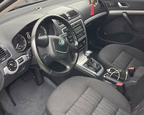 Сірий Шкода Октавія, об'ємом двигуна 1.8 л та пробігом 162 тис. км за 9300 $, фото 26 на Automoto.ua